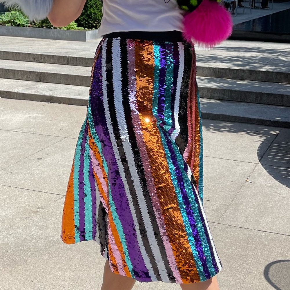 Sequin skirt size medium